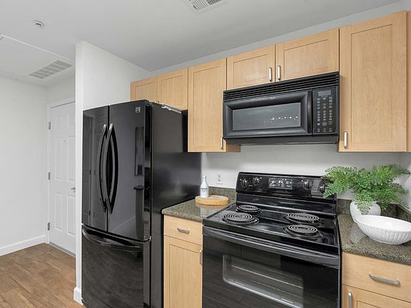 5th image of 1550 Technology Dr Unit 1096