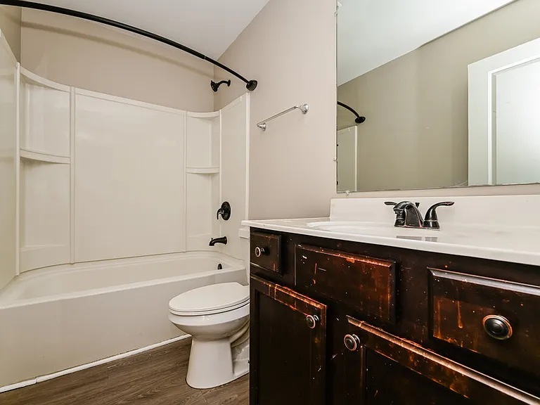 4047 Clay Ct SE — Photo 16