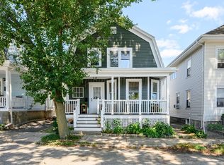 28 Prescott St, Salem, MA 01970