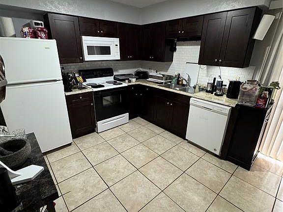 2nd image of 4003 WOODFERN DRIVE #C2