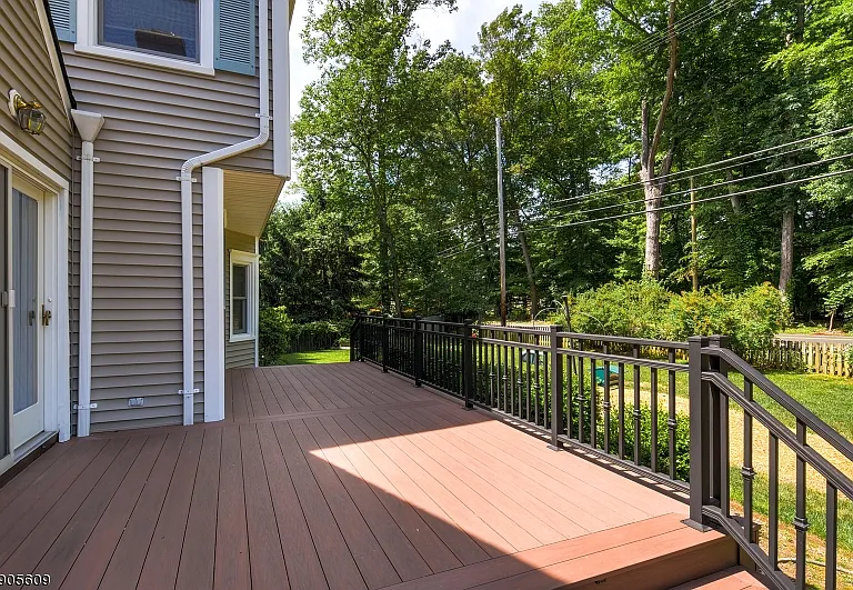 18 Strawberry Ln — Photo 20