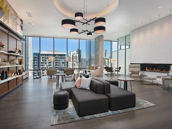 4th image of 400 N Lasalle St Unit 2203