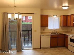 2021 C St APT 8, Eureka, CA 95501