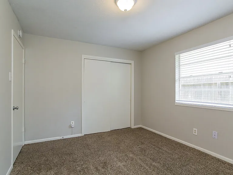 2707 Skelton Dr — Photo 12