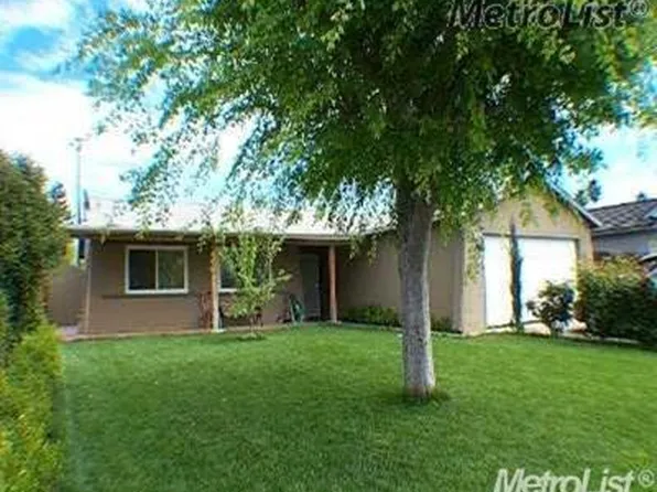 7915 Center Pkwy, Sacramento, CA 95823
