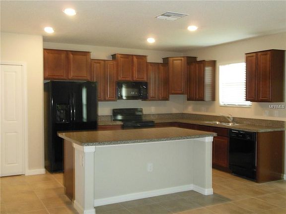 2nd image of 10110 Rosemary Leaf Ln
