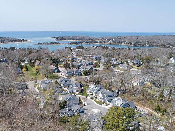 4th image of 597 West Falmouth Highway #5