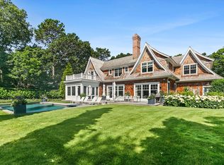 40 Roxbury Ln, Wainscott, NY 11975