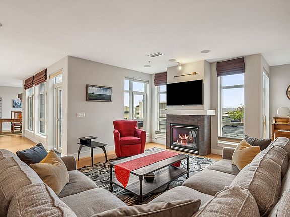 5th image of 1501 Tacoma Ave S Unit 604