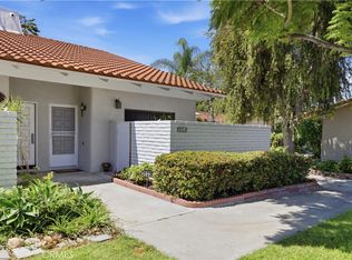 2022 Via Mariposa E #B, Laguna Woods, CA 92637