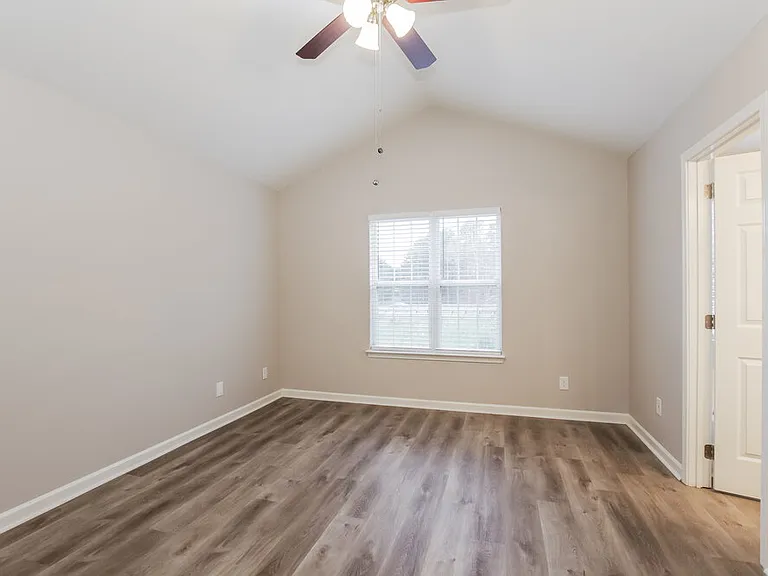 6213 Spanish Moss Ln — Photo 12