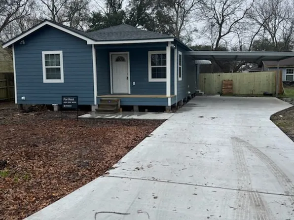 319 N 23rd St, Nederland, TX 77627