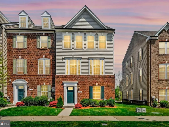 9450 Ballard Green Dr, Owings Mills, MD 21117