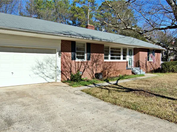222 Bedford Forest Ave, Anderson, SC 29625