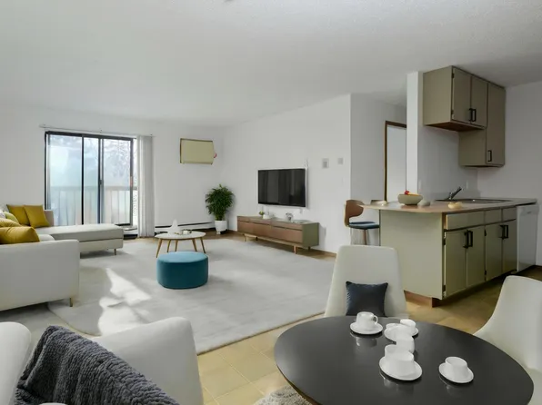 315 4th Ave S APT 303, Saint Cloud, MN 56301