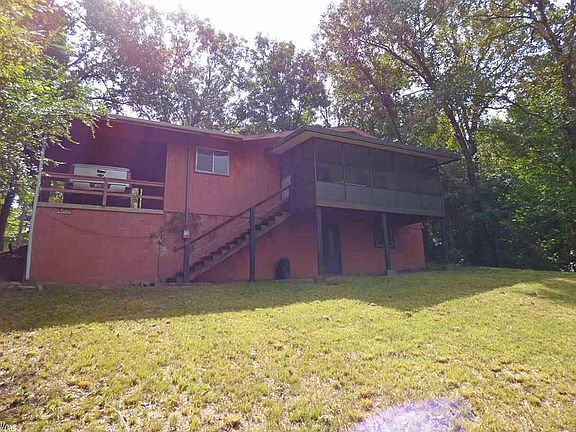 4th image of 92 Powhatan Dr
