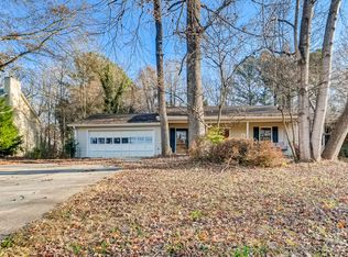 987 Walnut Dr, Lawrenceville, GA 30044