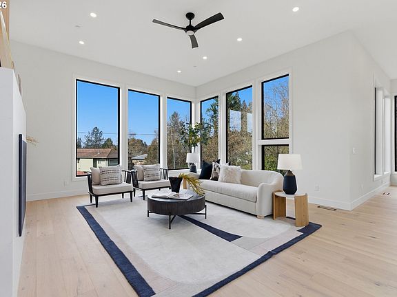 3rd image of 6233 SW Hamilton Way