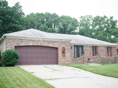 7603 Edgewood Ln, Seven Hills, OH, 44131