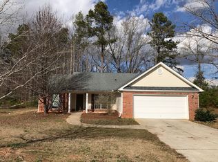 396 E Sycamore Dr, Winder, GA 30680