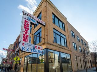 1348 N Milwaukee Ave, Chicago, IL 60622