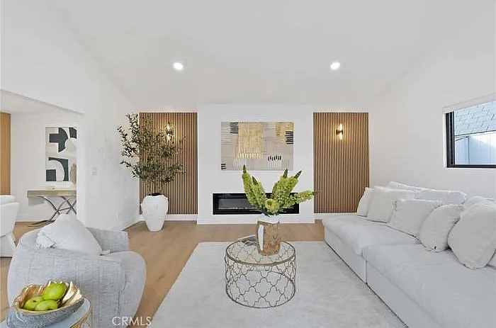6051 Santa Barbara Ave — Photo 6