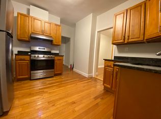 42 Waugh St, Lowell, MA 01854