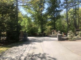 LOT 4 Mountainview Ct, Milford, PA 18337