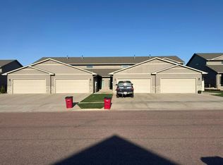 3911 S Grand Slam Ave, Sioux Falls, SD 57110