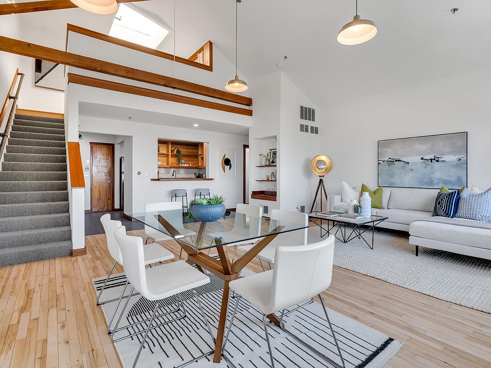 1st image of 530 E 8th St #20