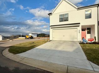 8806 Chapman Triangle Way, Knoxville, TN 37920