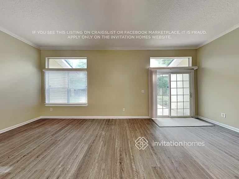 13948 Bradley Cove Rd — Photo 4
