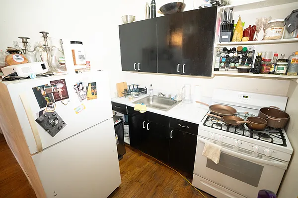 Rented by Nooklyn NYC LLC | media 13