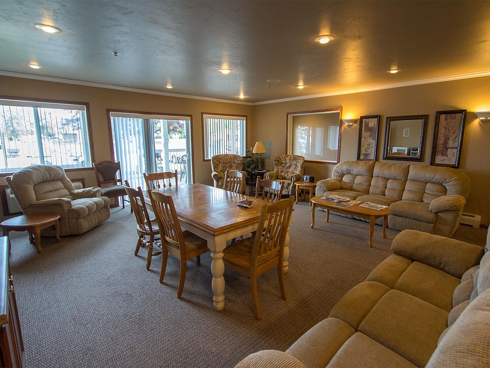 1st floor Community Room