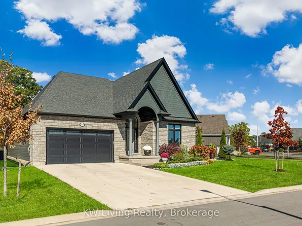 3340 Whispering Woods Trl, Fort Erie, ON L0S 1N0