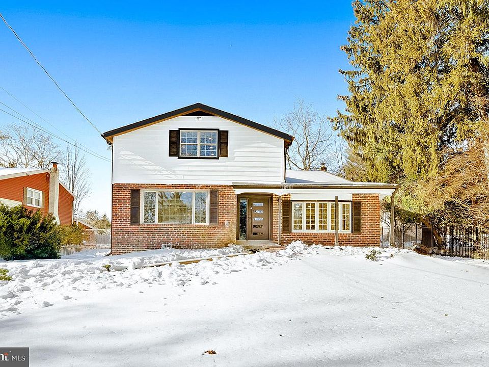 1st image of 826 Pardee Ln