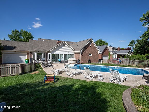 5th image of 1606 Parkridge Pkwy