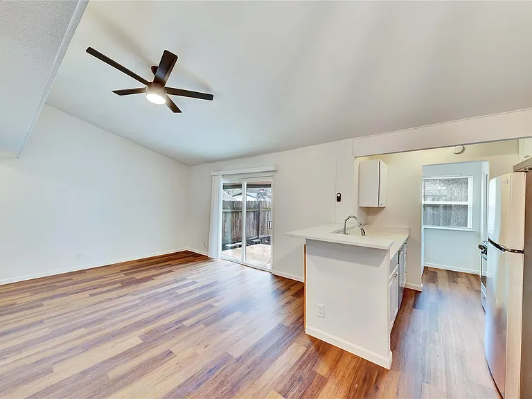 3514 Southridge Dr #A — Photo 5