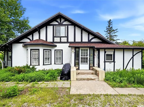 143 Hudson PLACE, Fort Qu'Appelle, SK S0G 1S0