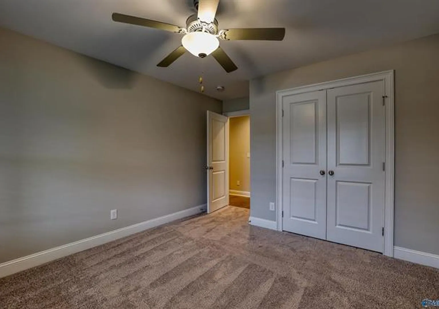 Coming Soon!! Get ready to fall in love with 15607 Ironcrest Drive! — Photo 3