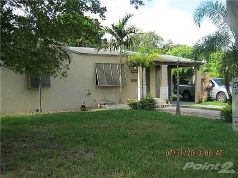 1st image of 1070 NE 123rd St