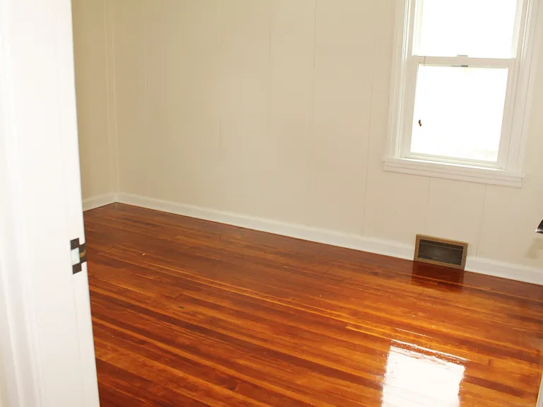 289 N 100 E — Photo 7