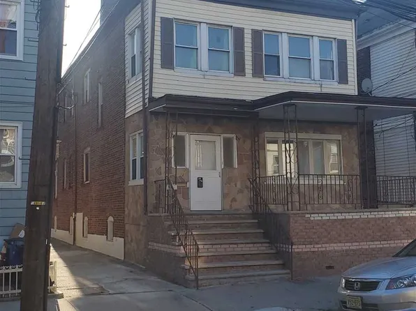 211 Van Nostrand Ave, Jersey City, NJ 07305