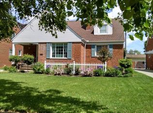 19746 Henry Rd, Fairview Park, OH 44126