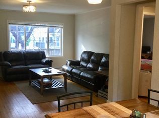 47 SW Brook St, Newport, OR 97365