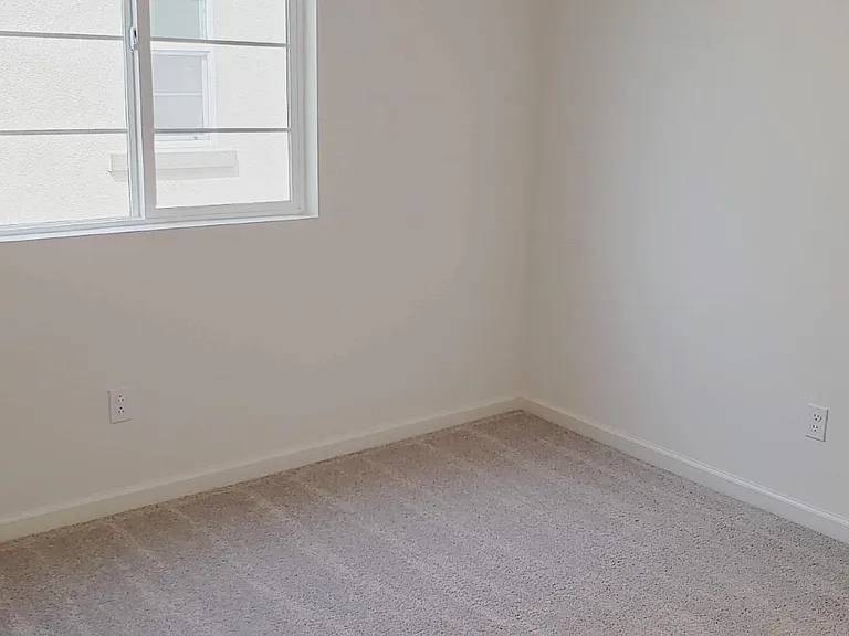 2230 Daylight Dr — Photo 25