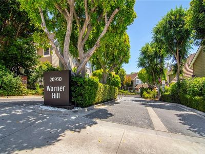 20950 Oxnard St APT 11, Woodland Hills, CA, 91367