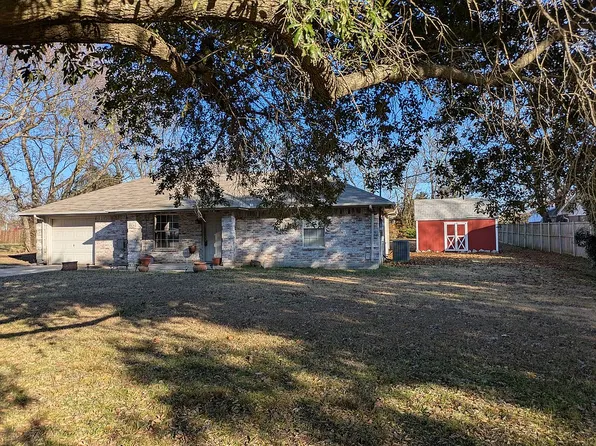 611 N Lamar St, Tioga, TX 76271