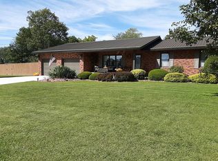 7935 E State St, Dugger, IN 47848