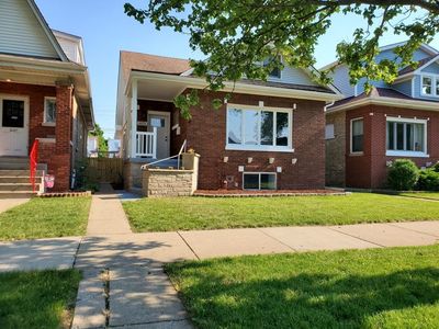 6131 W Berenice Ave, Chicago, IL, 60634